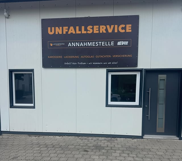 Annahmestelle der Lackiererei Ebel in Ampfing